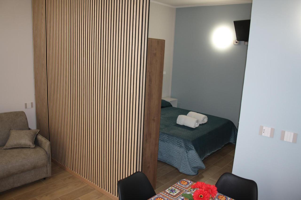 Due Cappuccini Apartment Palermo Bagian luar foto